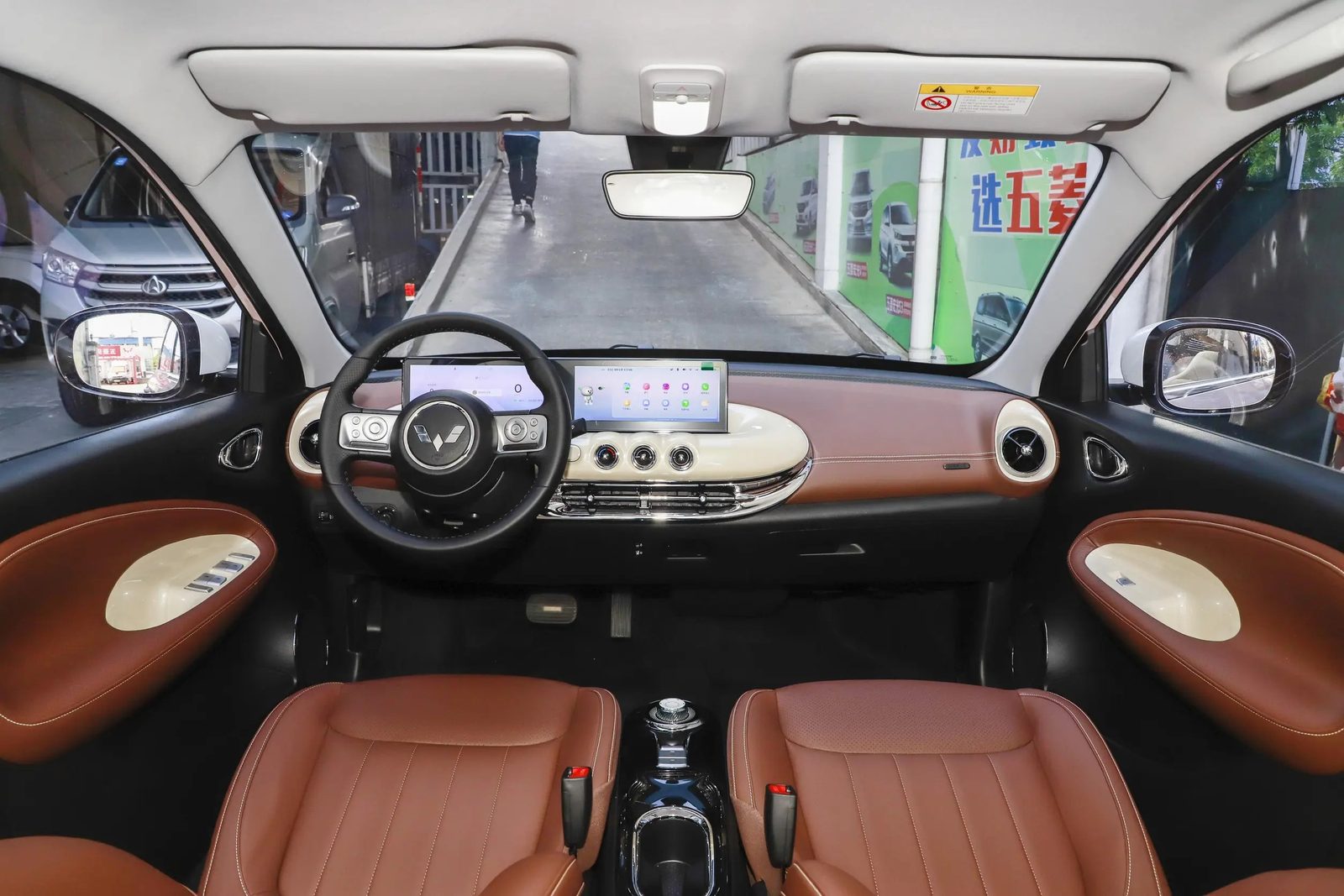 Wuling Bingo 2023 — главное фото модели, интерьер, передняя панель, рынок internal_mvp