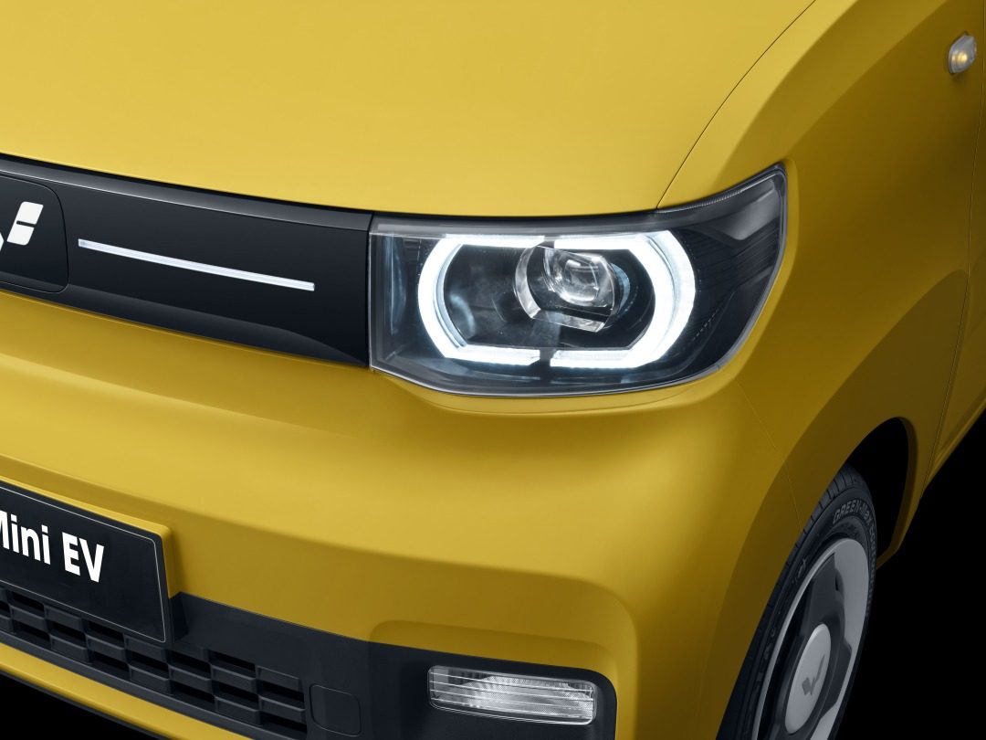 Wuling Hongguang Mini EV 2026 — экстерьер, headlight front detail, рынок export/vietnam