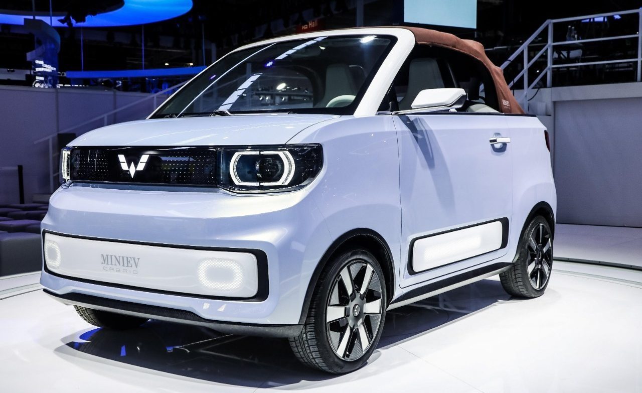 Wuling Mini EV Cabrio 2022 — главное фото модели, экстерьер, вид спереди 3/4, рынок internal_mvp