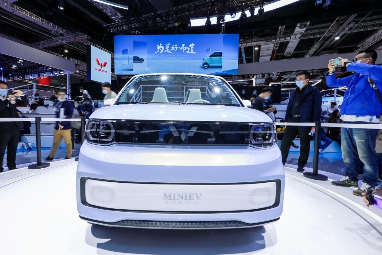 Wuling Mini EV Cabrio 2022 — экстерьер, вид спереди, рынок internal_mvp