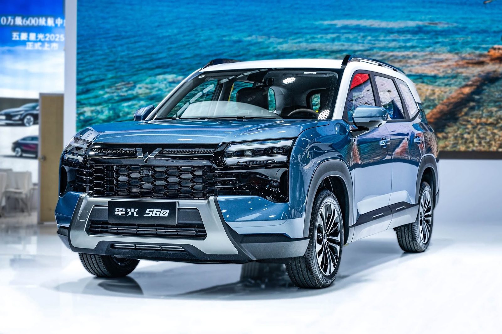 Wuling Starlight 560 EV 2026 — экстерьер, front 3q live