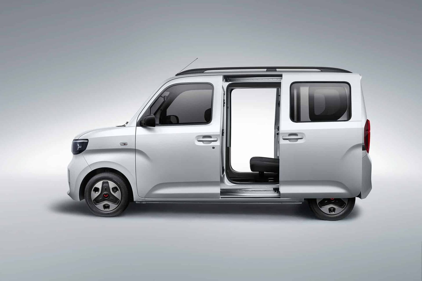 Wuling Zhiguang EV 2025 — экстерьер, вид сбоку, рынок internal_mvp