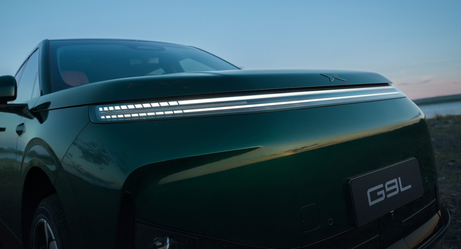 XPeng G9L EV / EREV 2026 — экстерьер, front close, рынок China pre-sale