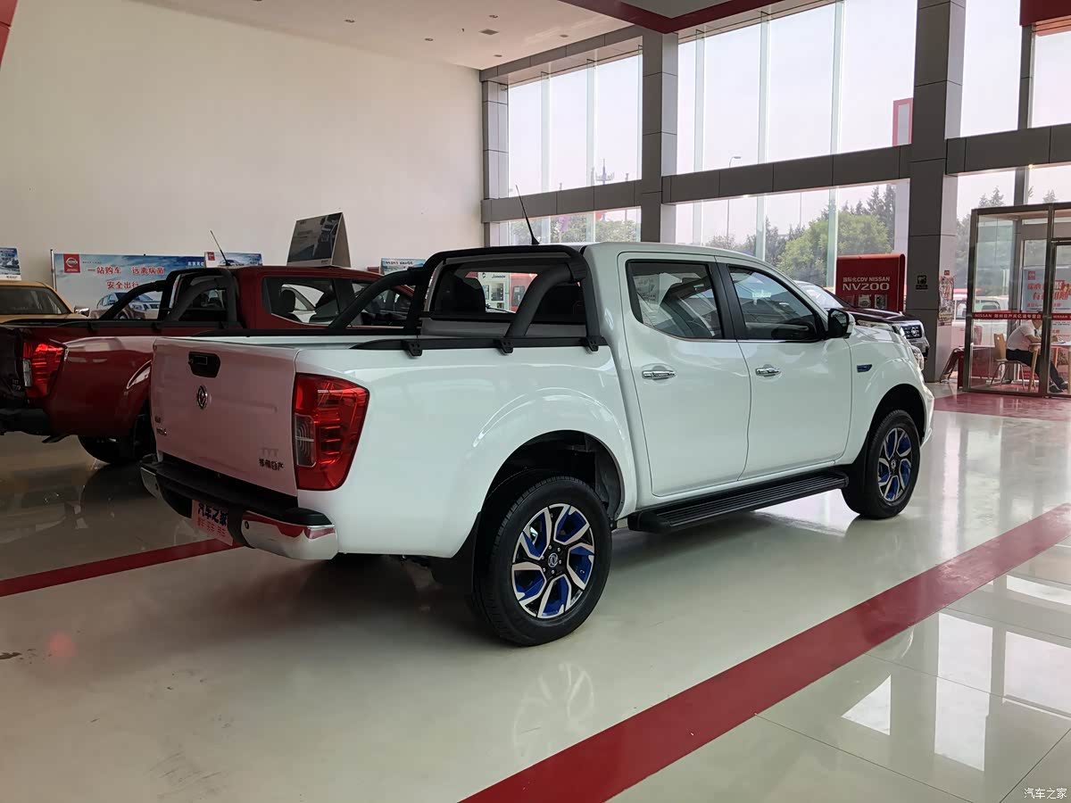 Zhengzhou Nissan Pickup Rich 6EV 2023 — экстерьер, вид сзади 3/4