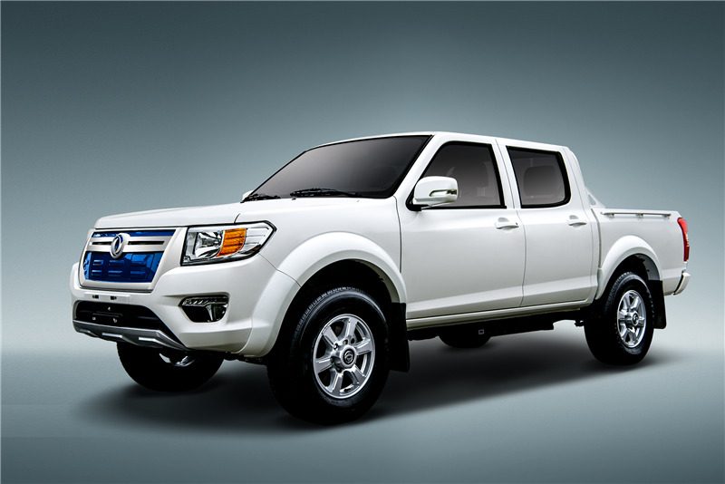 Zhengzhou Nissan Pickup Rich 6EV 2023 — экстерьер, вид спереди 3/4, рынок export
