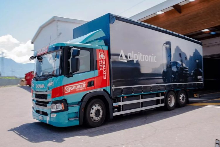 Gruber Logistics electrifies component transportation for Alpitronic