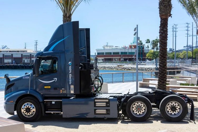 Port of LA launches $75m e-truck incentive