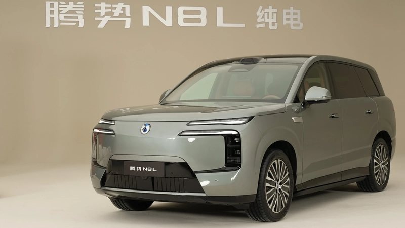 Электрический кроссовер Denza N8L вышел на рынок