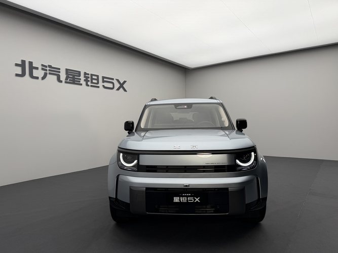 北汽星钽5X展车十一前到店，10月中旬将开启预售