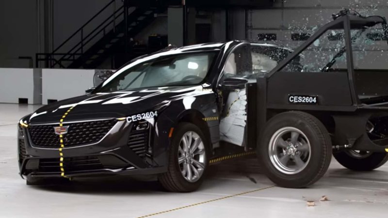 Cadillac CT5’s Shocking IIHS Failure: Driver’s Head Hit Sill