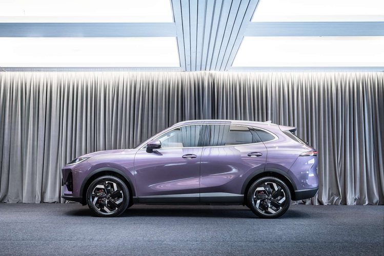 New Chery-backed EV brand Lepas reveals 440km L6 electric SUV for Australia