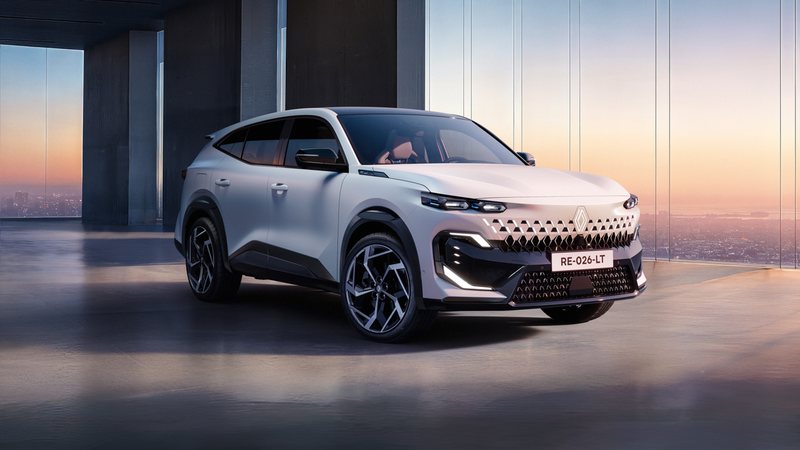 В РФ начали продавать гибридные кроссоверы Renault на платформе Volvo. Дорого
