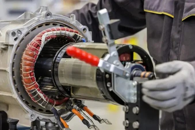 Renault subsidiary refurbishes electric motors