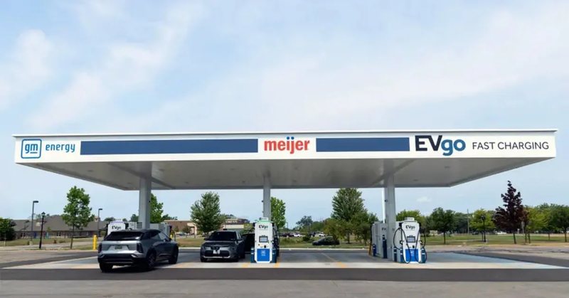 EVgo + GM open 350 kW flagship charging for EVs with trailers