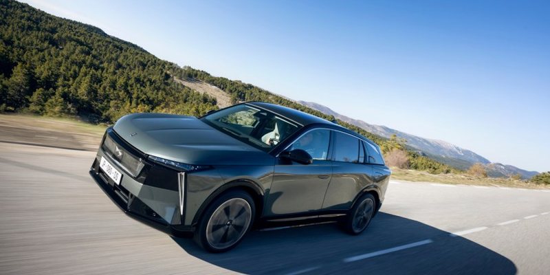 DS N°7 arrives with up to 740 km range, promises luxury driving experience