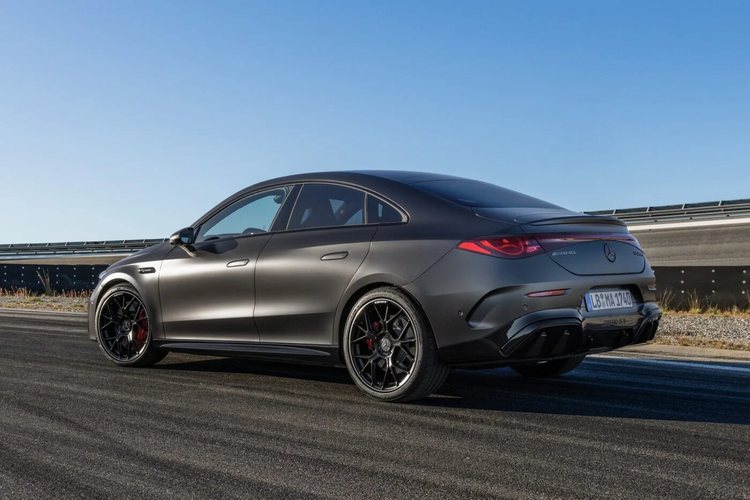 Mercedes-AMG sets price for three-motor CLA 45 at 80,000 euros