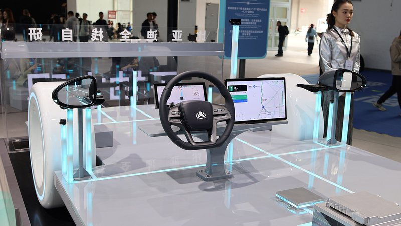 China proposes automakers handle traffic violations in fully autonomous mode