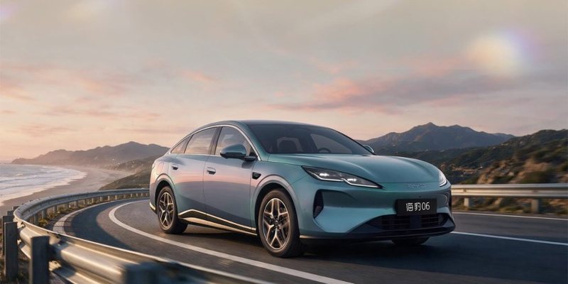 BYD Seal 06 brings Flash Charging, ADAS, AI, and 2,300 km of range - all for under $15,000