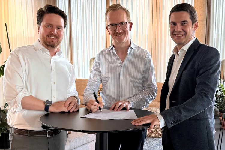 Chargecloud and Hubject bring Plug&Charge to AC charging points