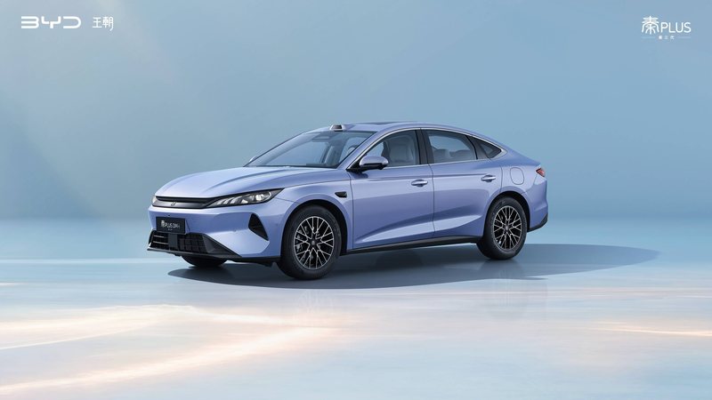新闻 1小时前 售价 7.99-10.09 万 比亚迪第三代秦 PLUS 上市 日前，比亚迪第三代秦 PLUS 正式上市，新车共推出三款配置车型，售价区间为 7.99-10.09 万，限时超级优享价为 7.69-9.79 万。外观方面，车辆 陈大个同学 4