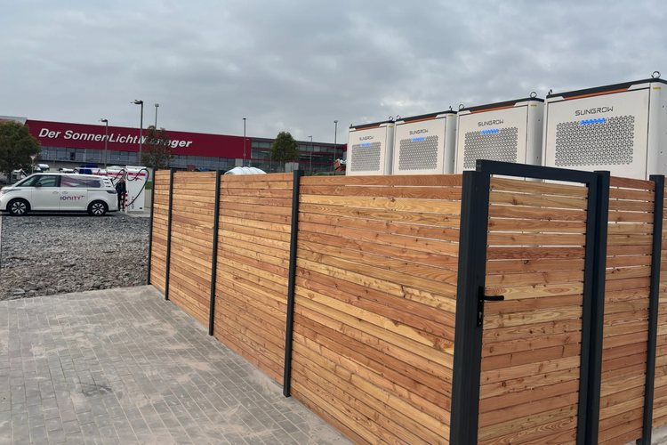 Ionity plans battery storage systems at 50 charging parks