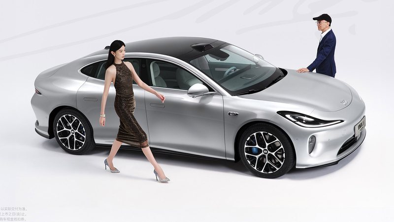 IM Motors starts pre-sales of revamped L6 sedan, touting Jimmy Choo tie-up