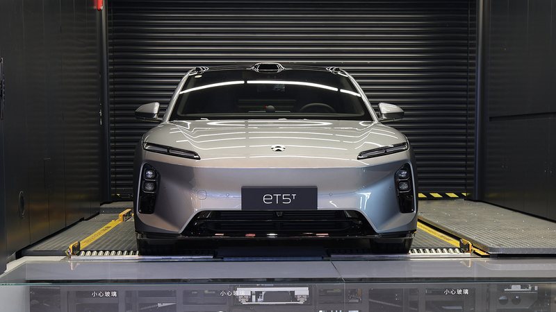 Nio's William Li urges focus on core business for next 3 years, teases major new models for 2027