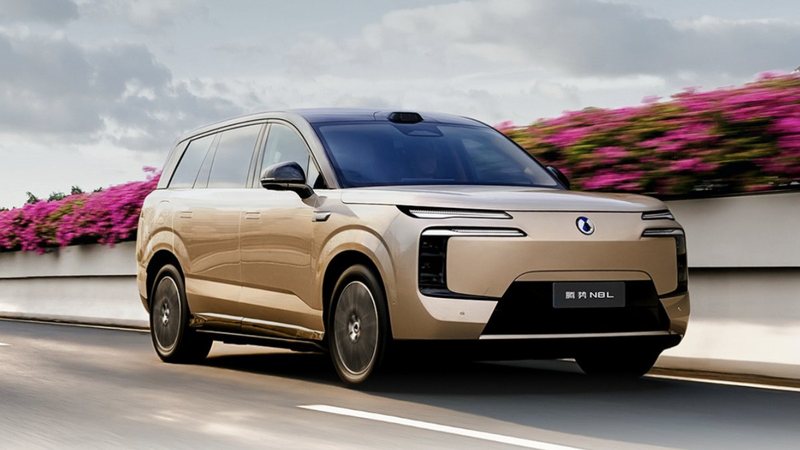 BYD Denza launches all-electric N8L with 960-km range