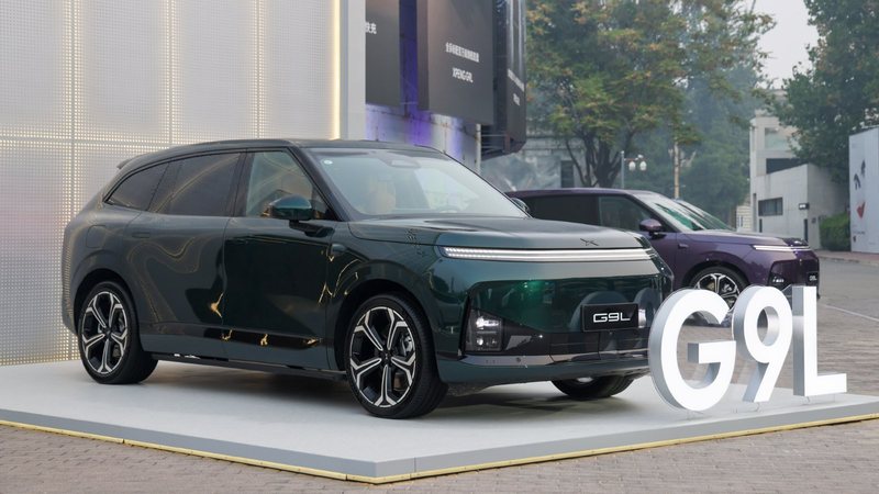 Xpeng launches G9L in China in family SUV push