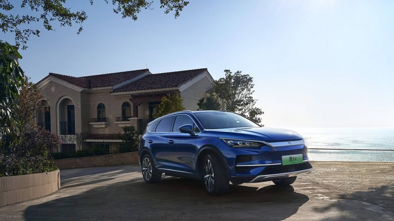 BYD отозвал в Китае более 183 тысяч машин из-за дефекта в тормозной системе