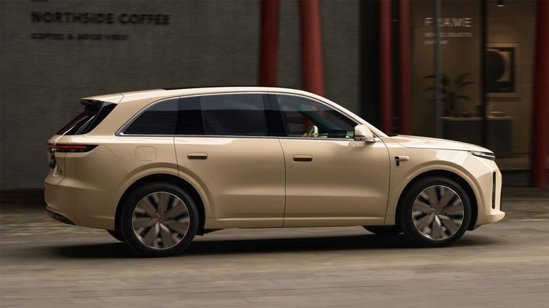 Li Auto launches revamped L6 SUV at unchanged price to revive sales