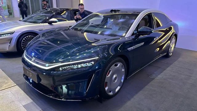 BYD launches Da Han EV with 1,008 km range, which can be fully charged in 9 minutes