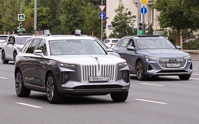 Hongqi: иллюстрация к новости