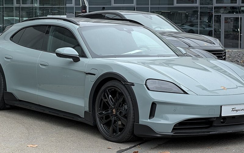 Porsche: иллюстрация к новости