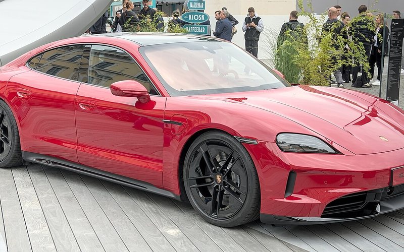 Porsche: иллюстрация к новости